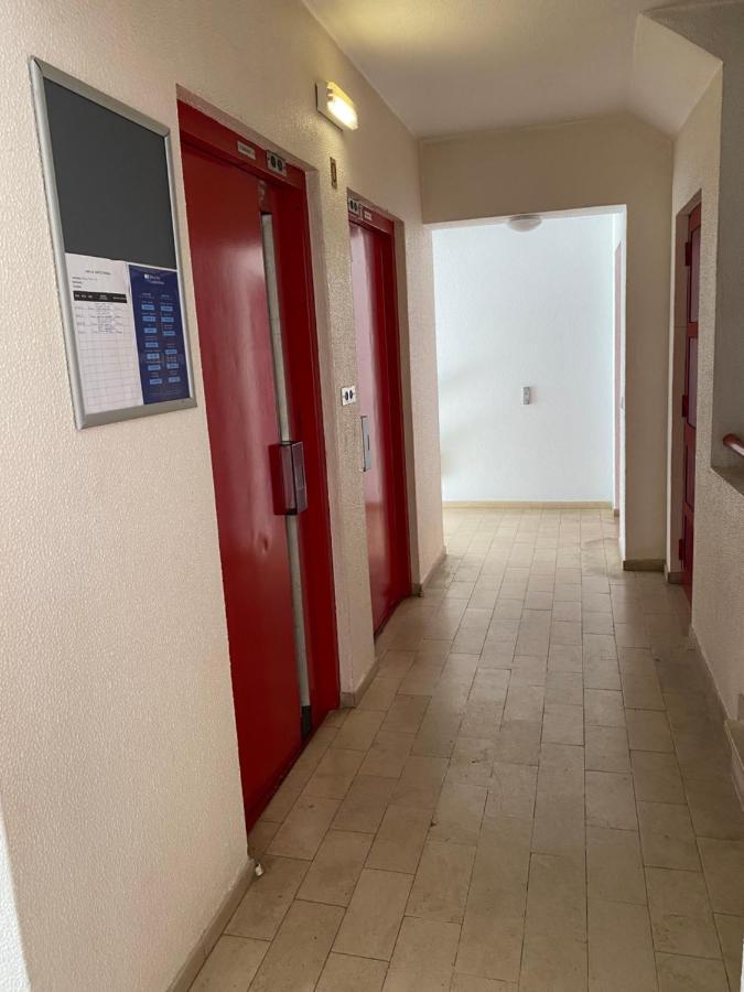 Castelo I Lägenhet Quarteira Exteriör bild